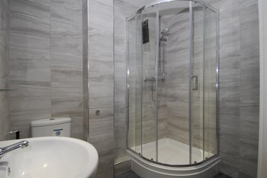 2 bed flat, Belgrave Lane, Mutley, Plymouth, PL47DA - Image 4